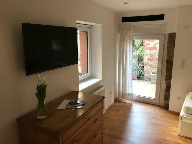 Buedinger Hof Apartment Вайнхайм Екстериор снимка